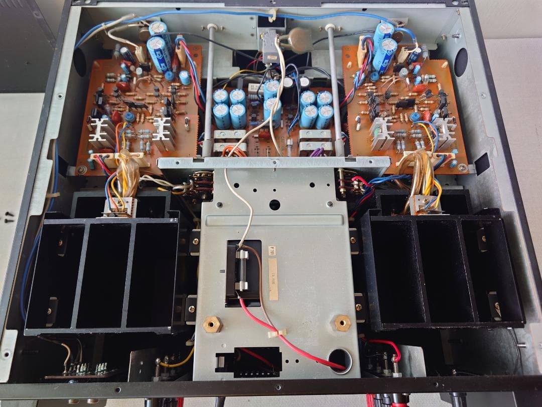 Sansui BA-F1 パワーアンプ