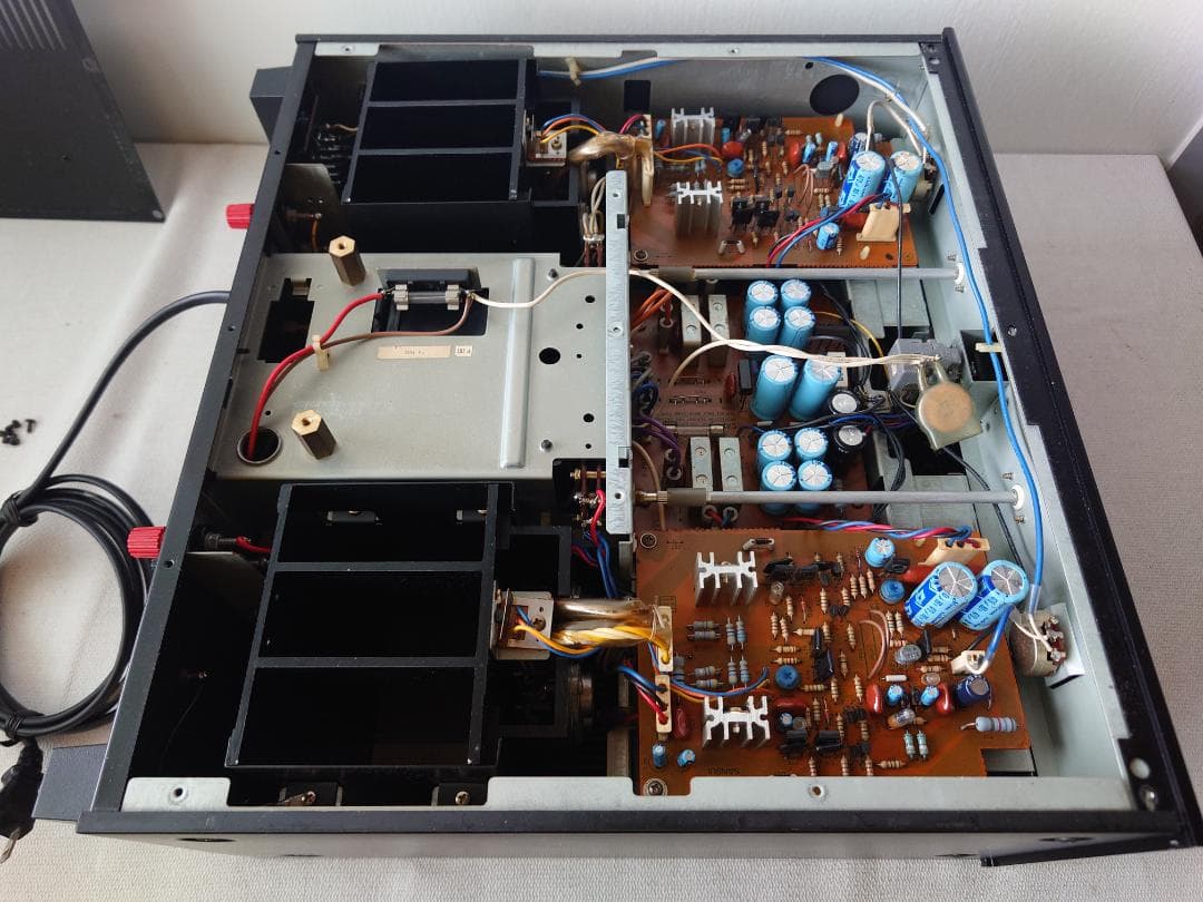 Sansui BA-F1 パワーアンプ