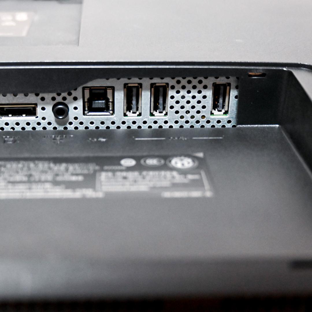 デル（DELL） P2715Q 27インチ 4Kモニタ ノングレア IPS液晶