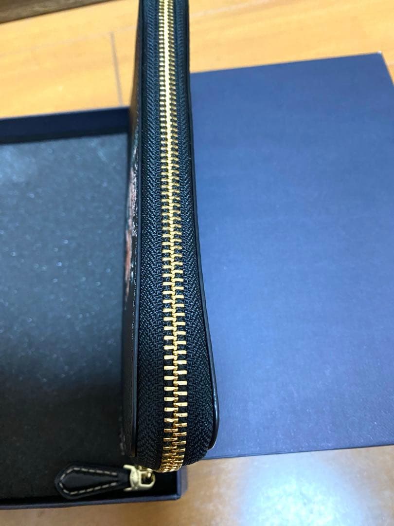 新品未使用COACH長財布