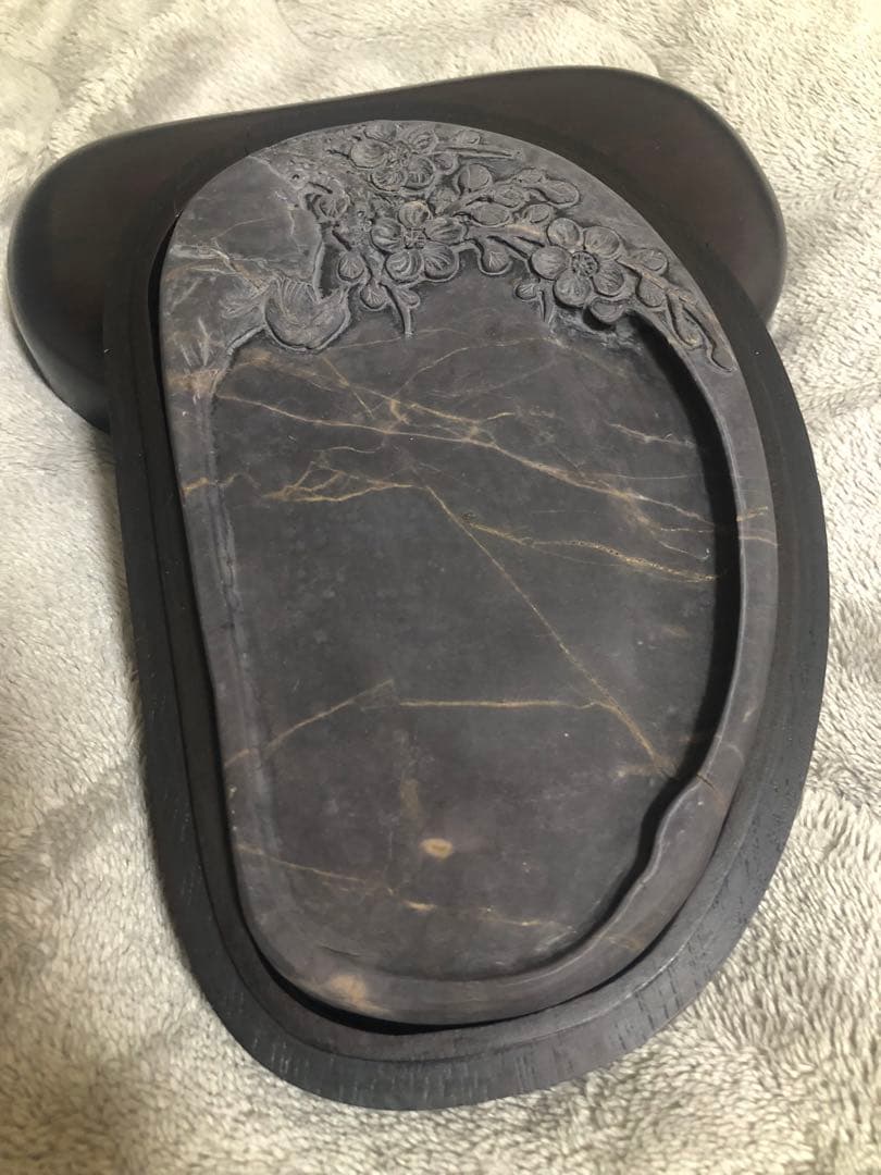 すずり 端溪硯 老坑 水巖 大西洞 金綫 五彩釘 書道用品 端渓硯 文房四寶