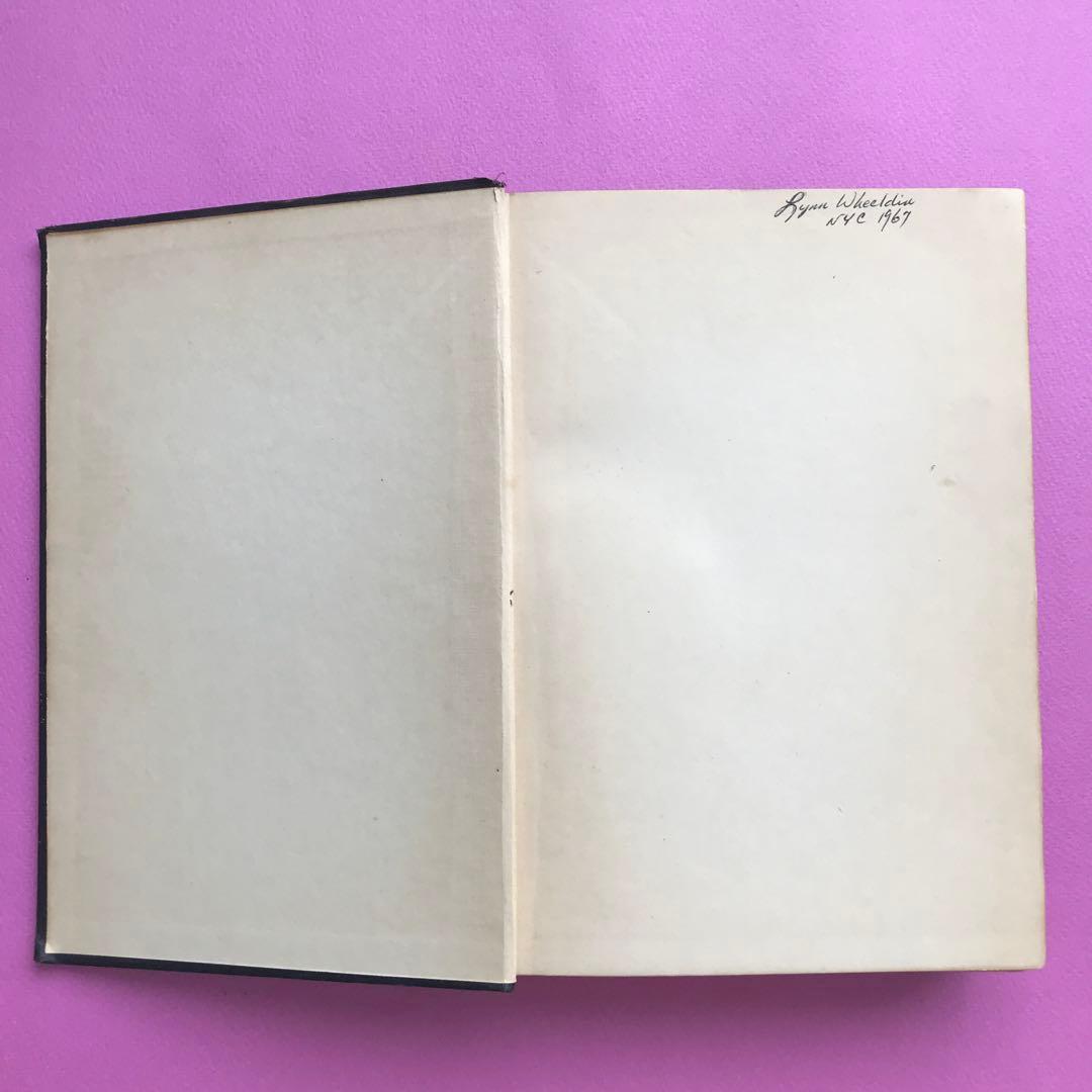 洋書 Alice's Adventures in Wonderland