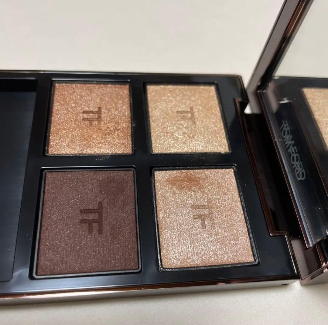 トムフォード アイシャドウ ピーチグラマー