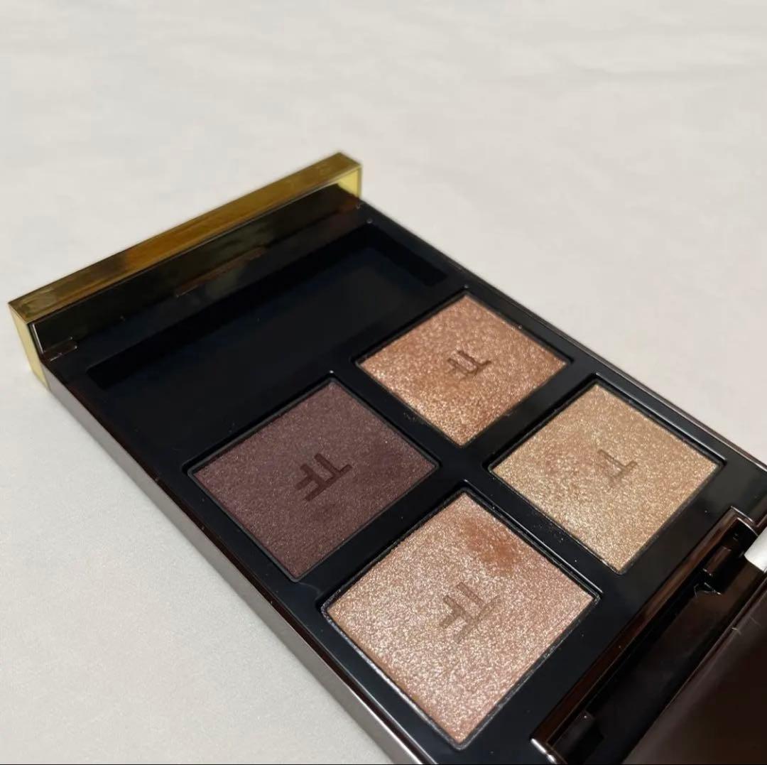 トムフォード アイシャドウ ピーチグラマー