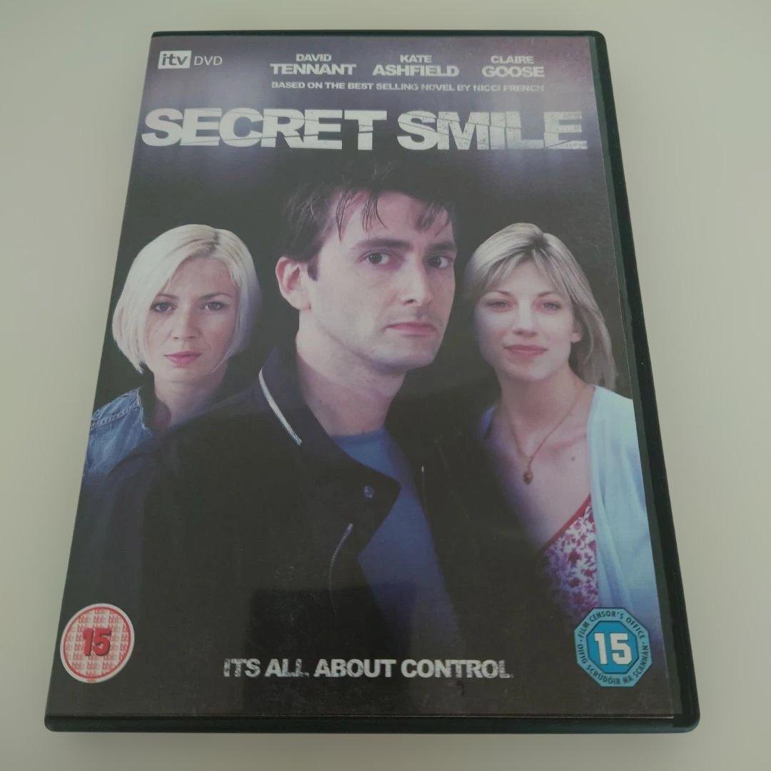 洋画・外国映画 Secret Smile DVD