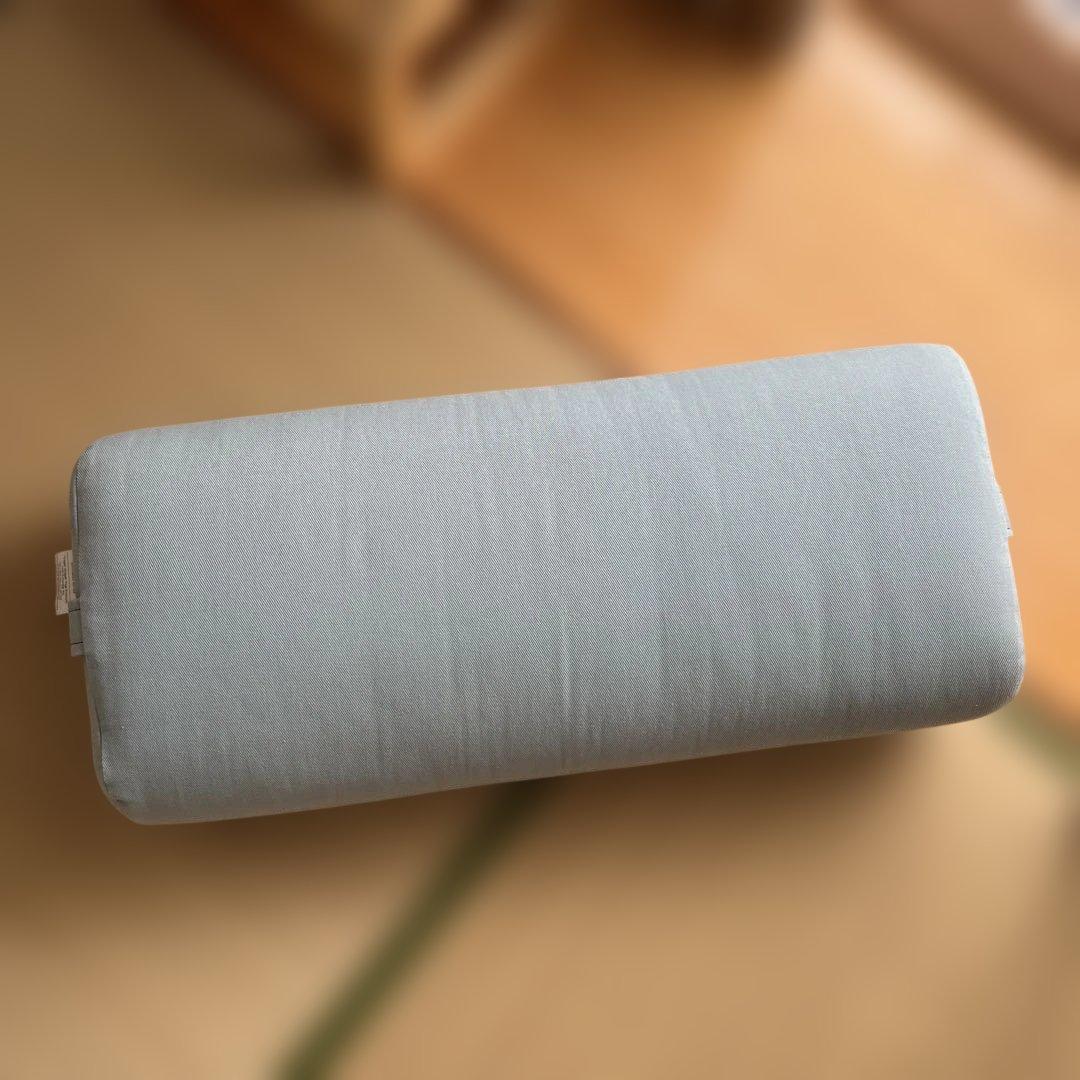 Hugger Mugger ヨガボルスター ライトブルー