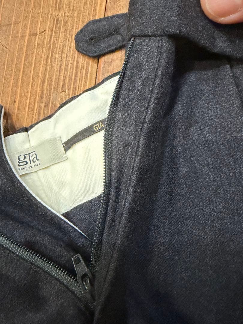 GTA ウールスラックス　チャコールグレー46