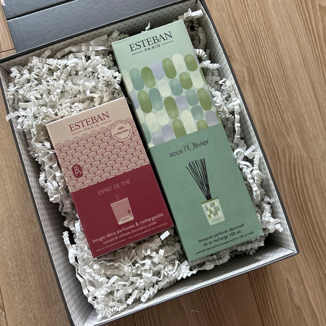 ESTEBANのキャンドルとディフューザー
