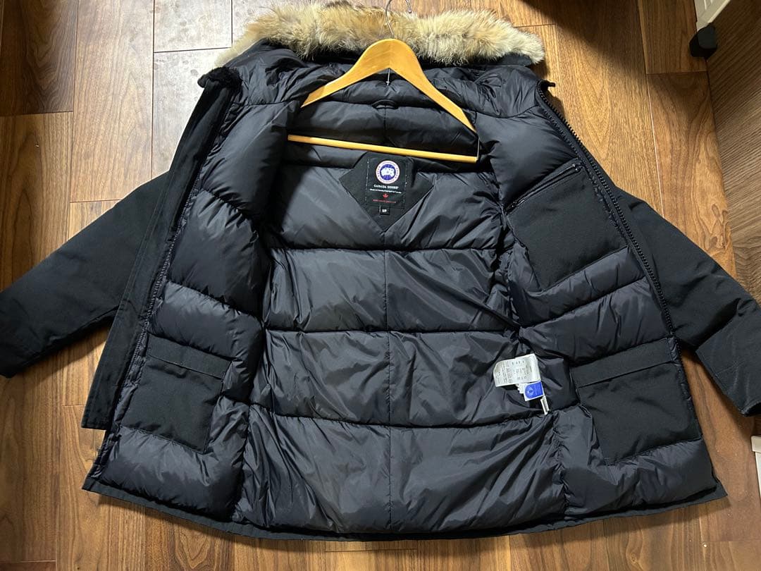 カナダグース ジャスパー S/P 黒 EDIFICE別注 コヨーテファー