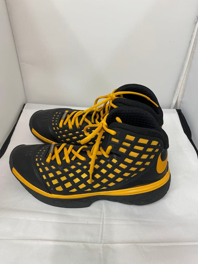 ナイキ バスケットシューズ 黒/黄色 ハイカットスニーカー