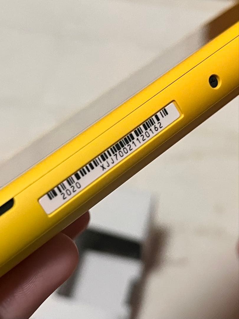 Nintendo Switch Lite イエロー 外箱付き