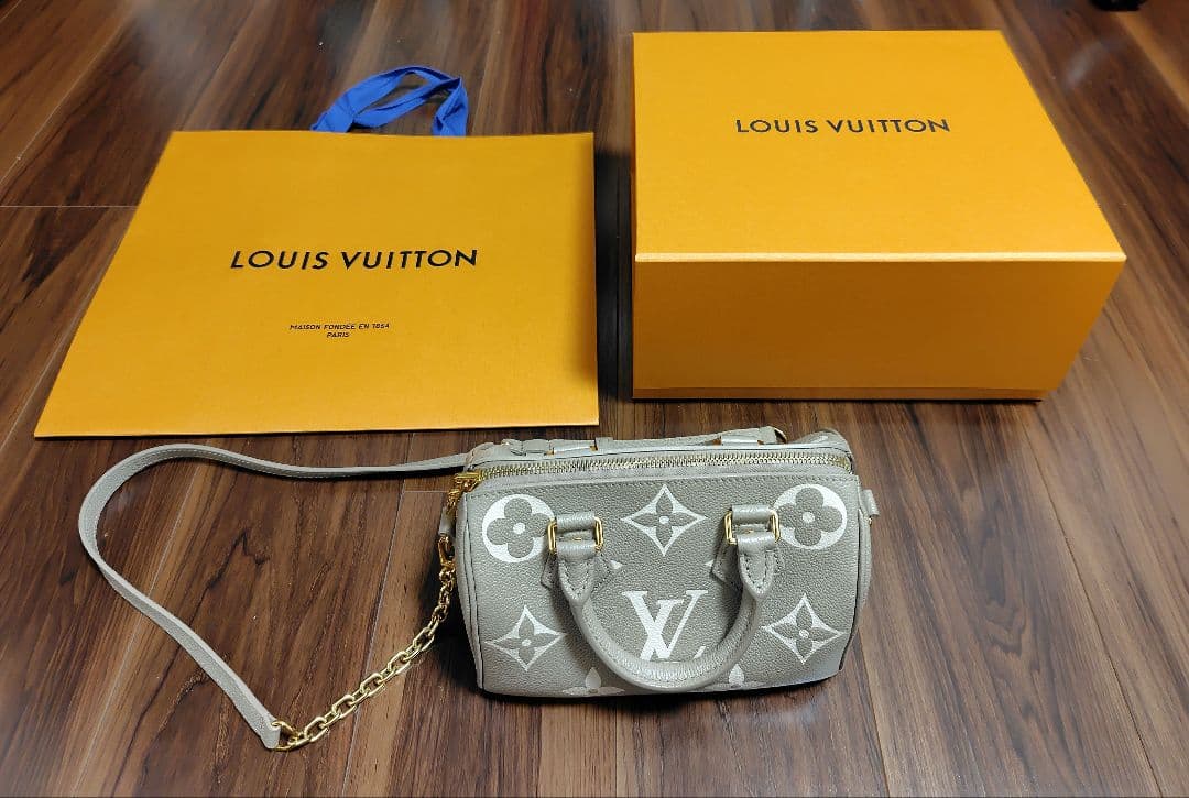 T*A様 ルイヴィトン VUITTON スピーディ・バンドリエール 20