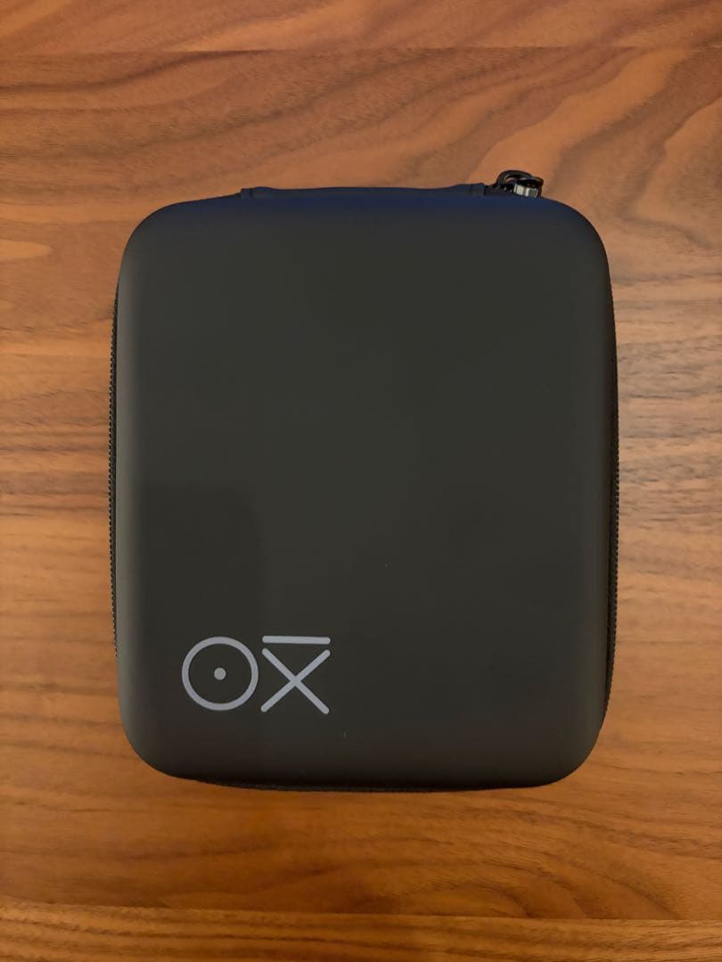 Oxi Instruments E16 MIDIコントローラー