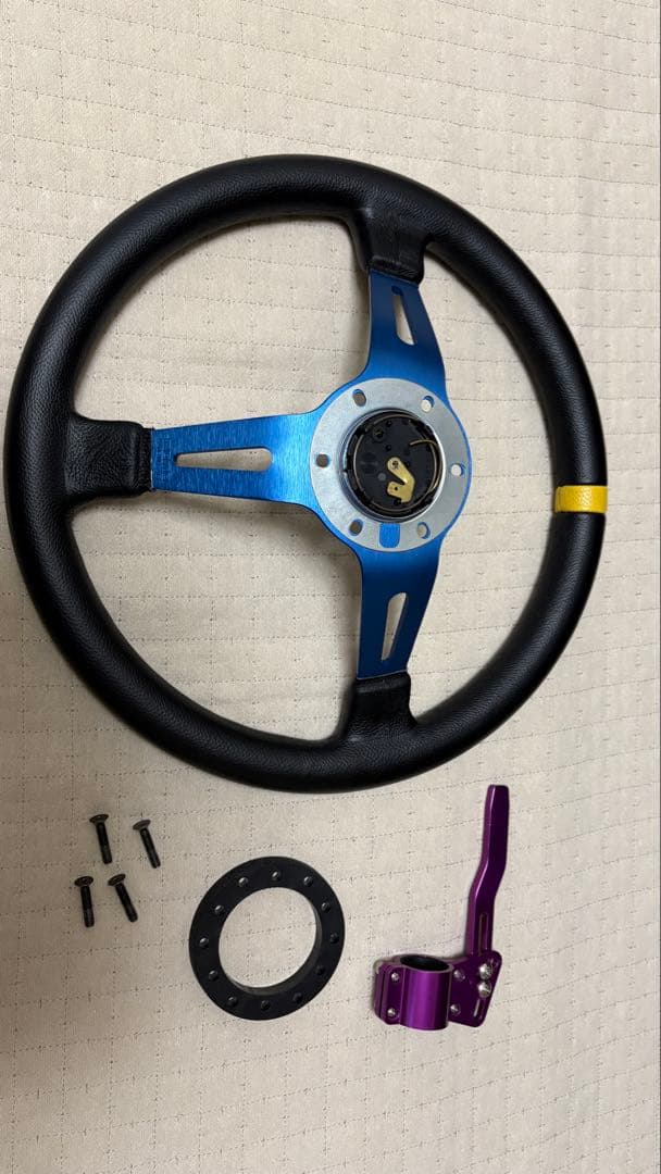 MOMO ステアリング　MOD.08 モデル08 ブルー