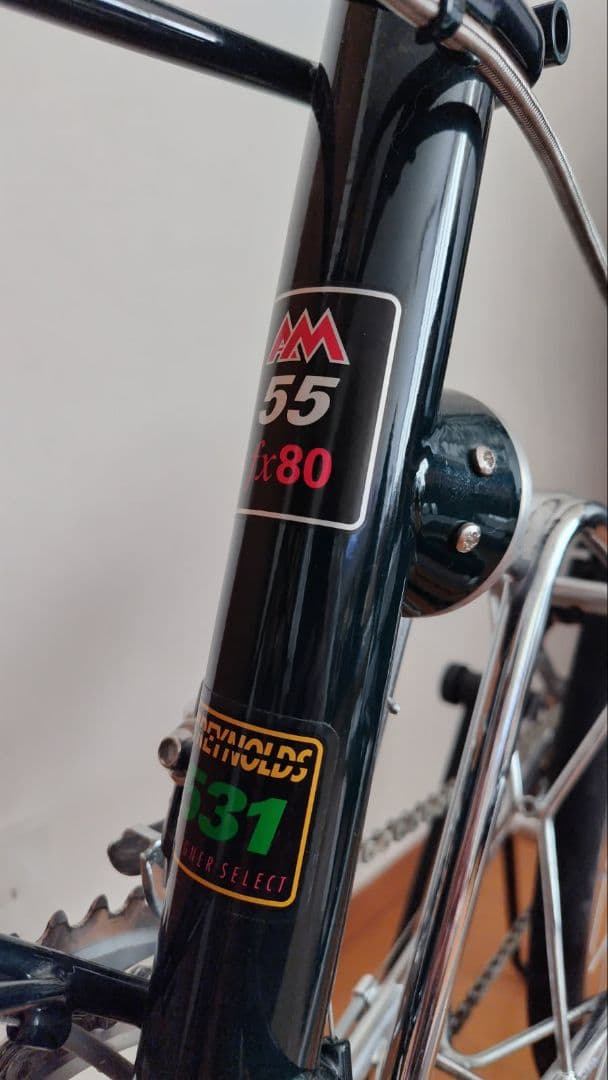 アレックスモールトンのAPB