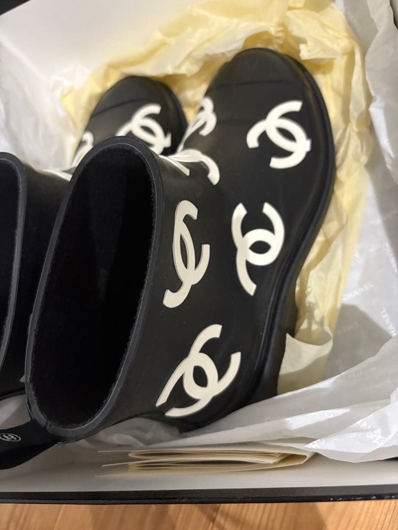 激レア！未使用！シャネル　アンクルラバーブーツ