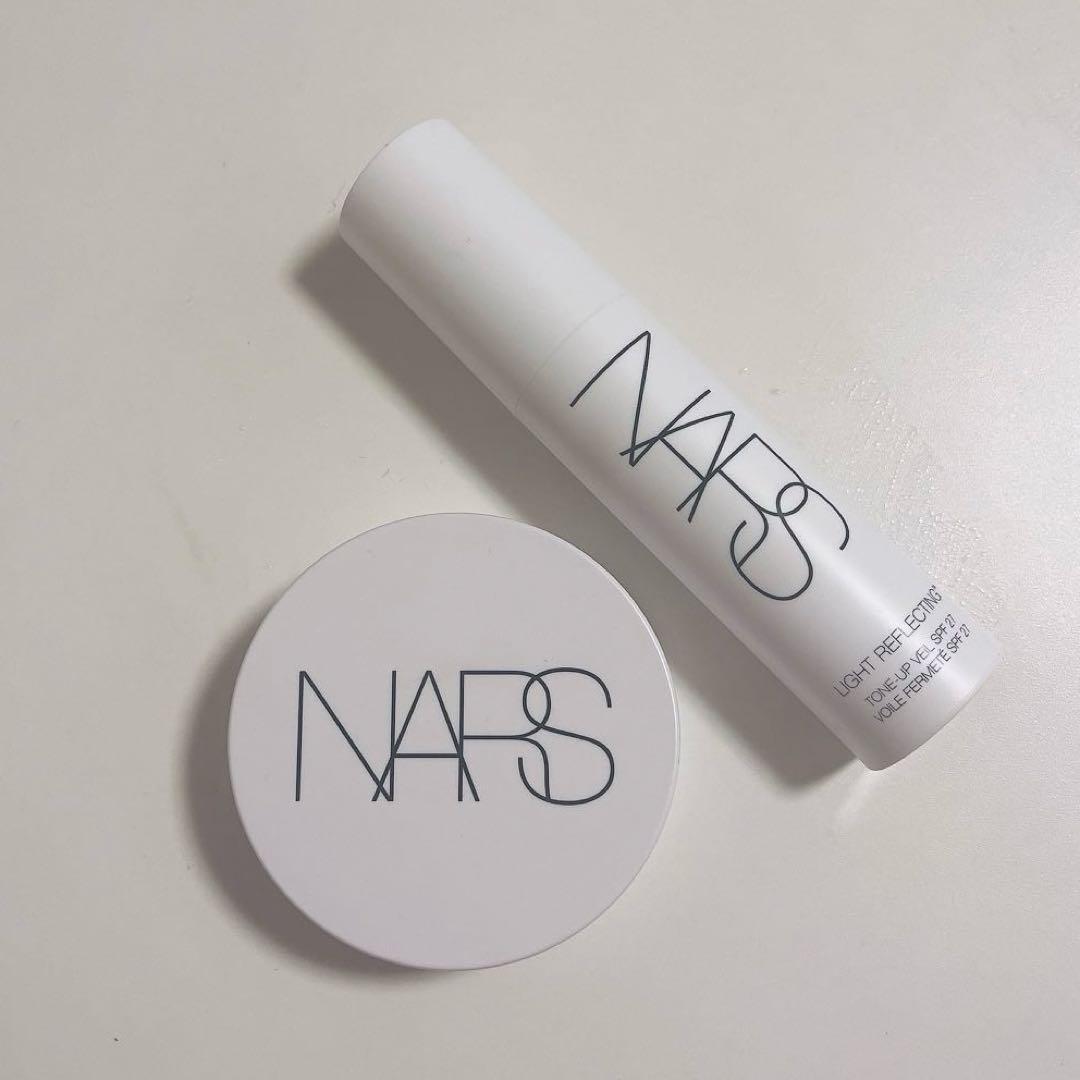 NARS ライトリフレクティングセラムクッション