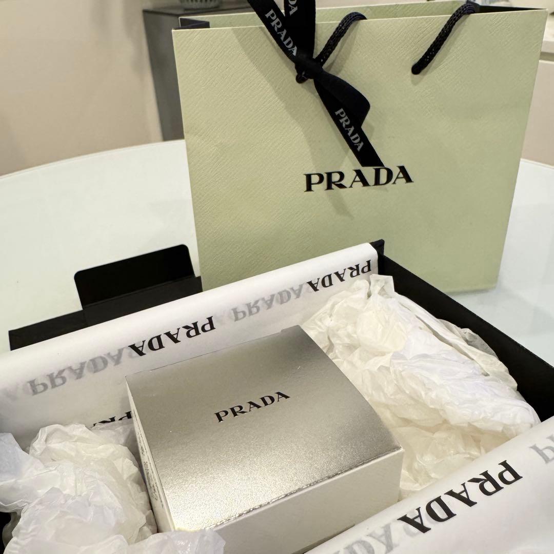 【値下げしました！】PRADA AUGMENTED SKIN EYE CREAM