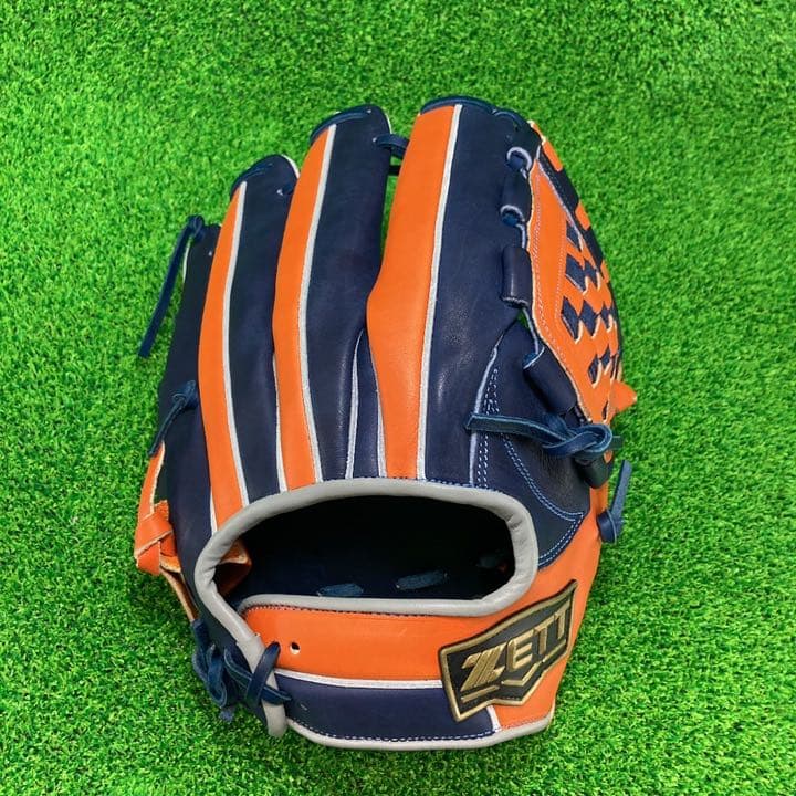 ZETT ゼット　内野手用 硬式グローブ 内野用  右投げ　703
