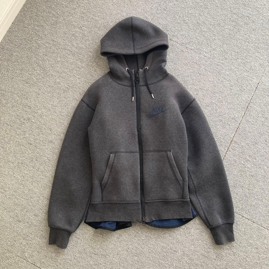 【とても美品】XXSサイズ ナイキラボ サカイ パーカー