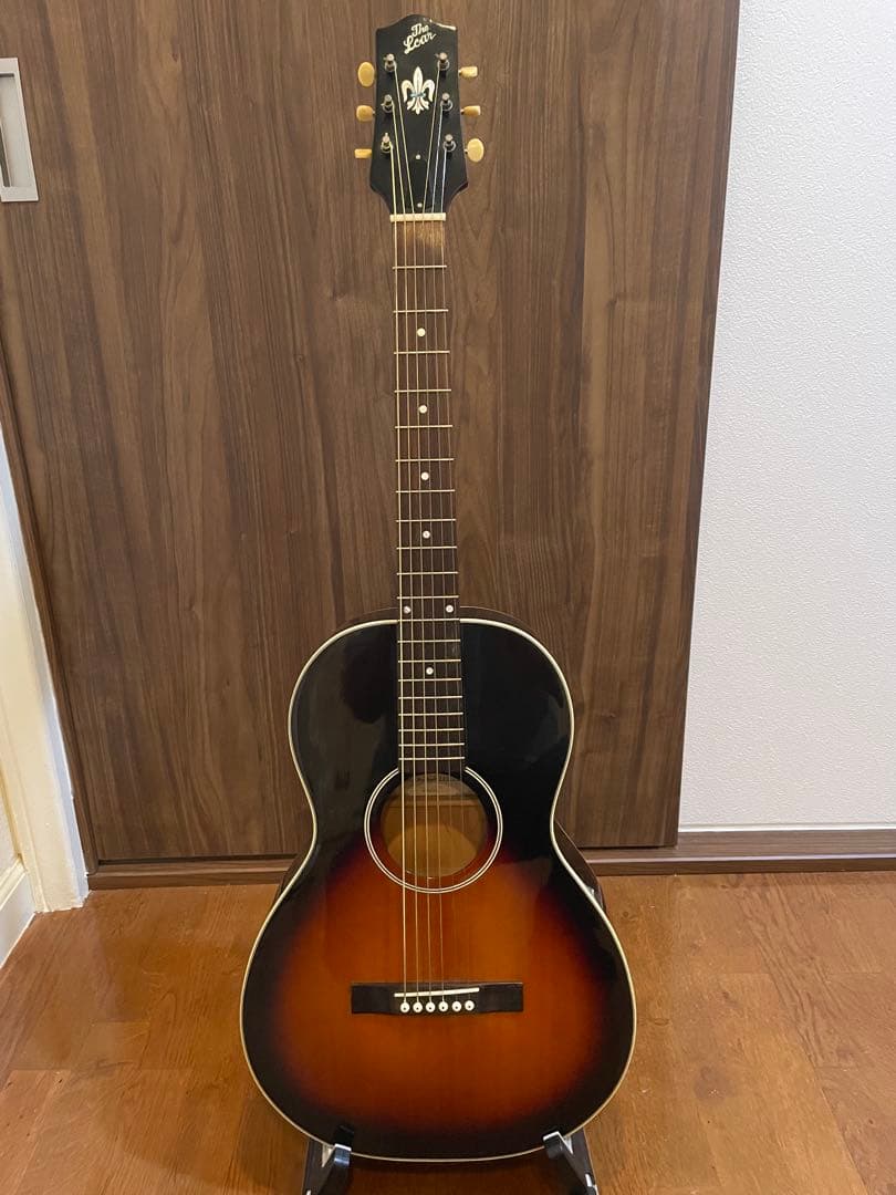 The Loar LO-215-SN (中古)