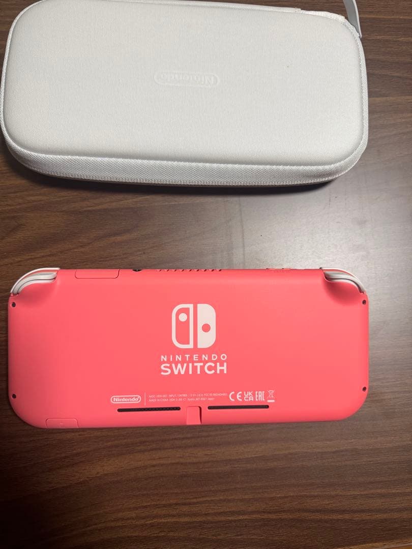 Switch Lite ピンク 本体美品と充電器と白ケース　値下げ09/02