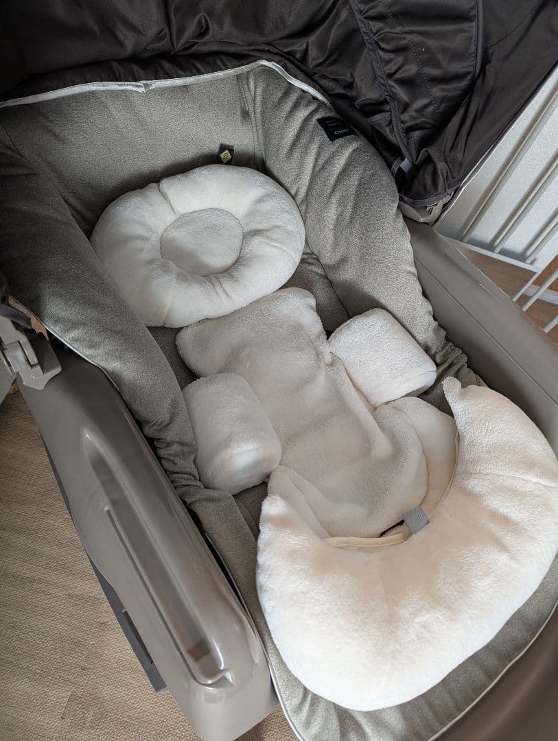 Combi ネムリラAT BEDi オートスイング ハイローチェア