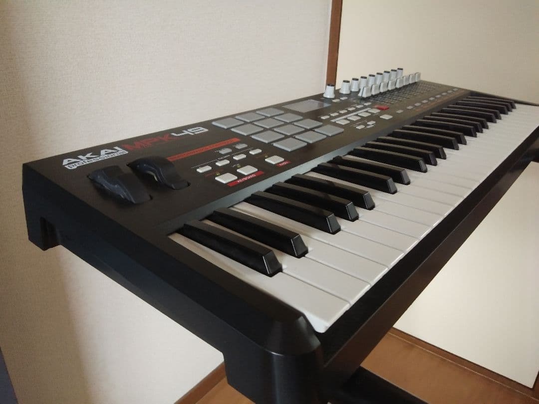 MPK49 ± キーボードスタンド