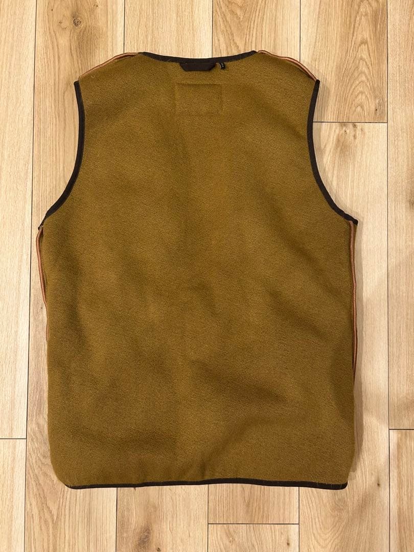 Barbour ファー素材 ジップベスト 38