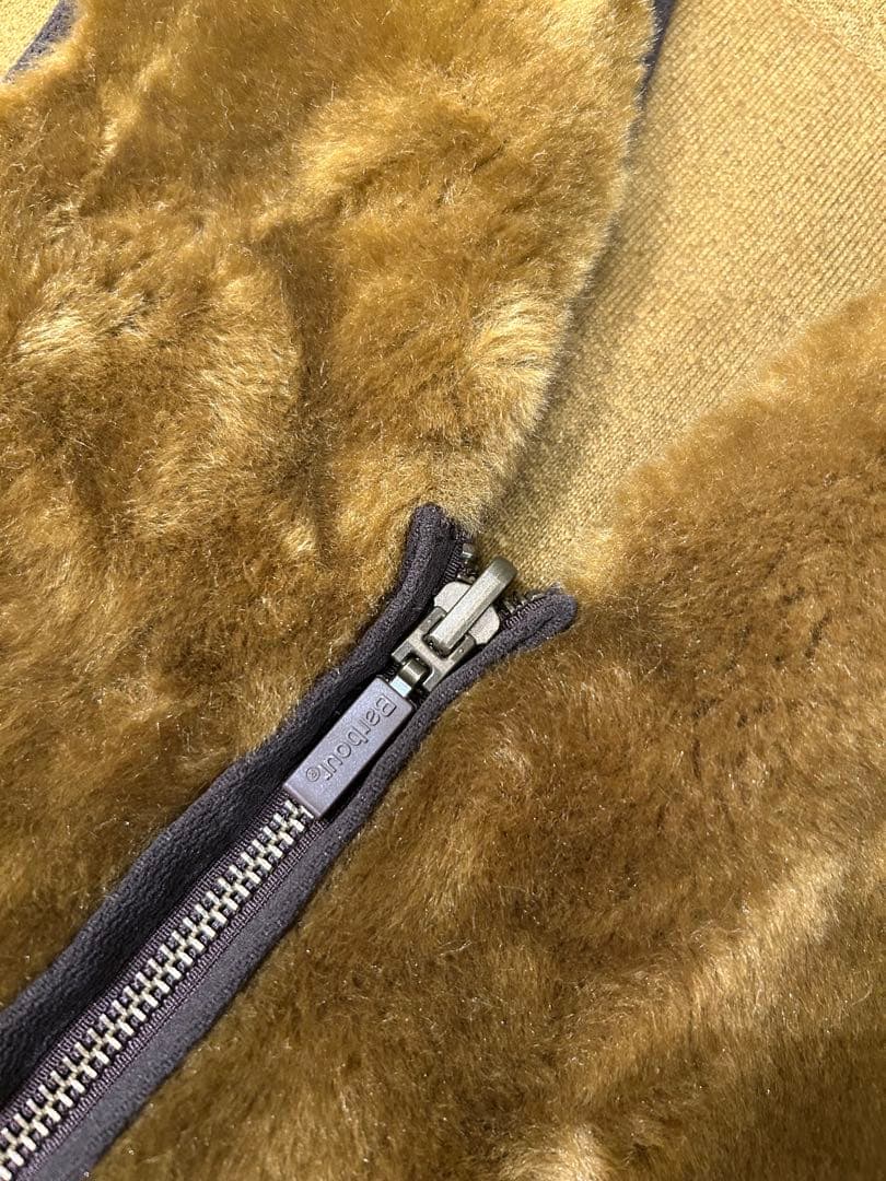 Barbour ファー素材 ジップベスト 38