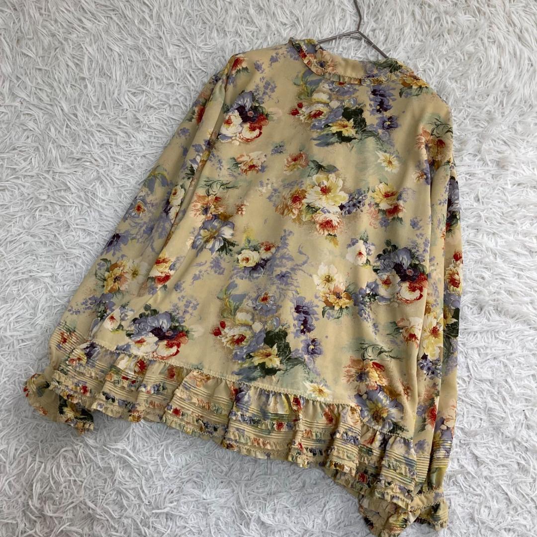 15797✨美品✨カネコイサオ コサージュ付 ピコフリル 花柄 ブラウス