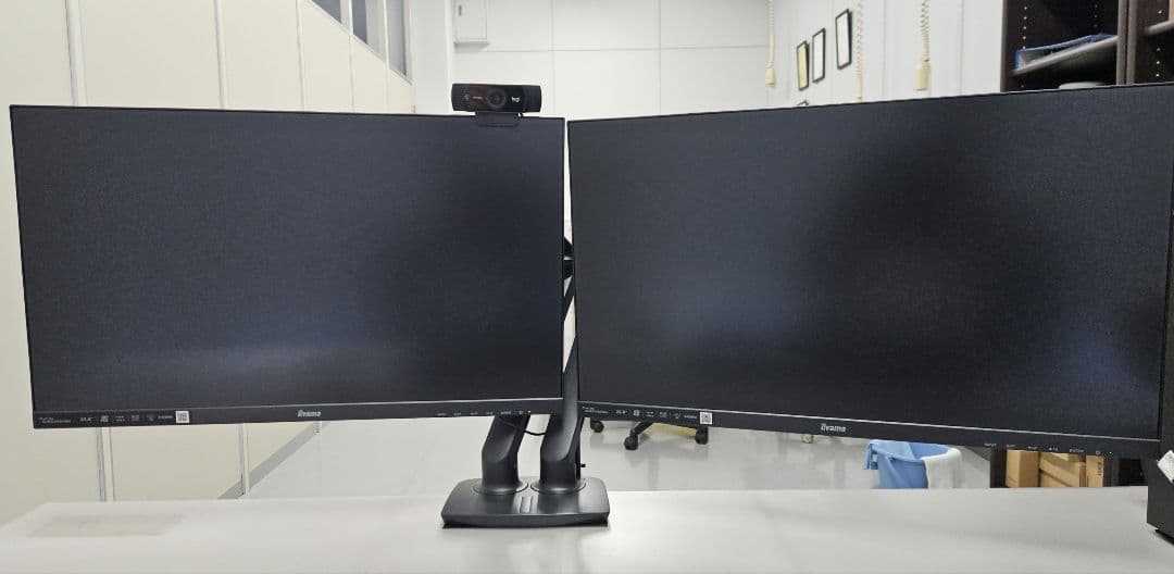 デュアルモニターアーム