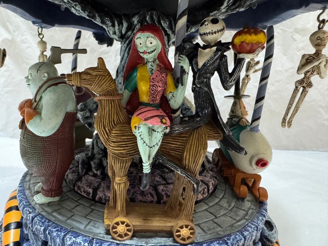 ナイトメアー ビフォア クリスマス イルミネーション ミュージカル カルーセル