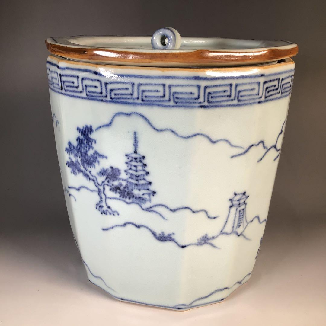 Ｍ７７７　水指　『凌山造』『染付山水人物文』『呉須十二角水指』　共箱　茶道具