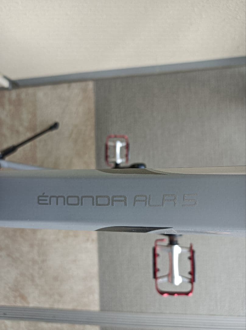 トレック　室内保管　エモンダALR5　ディスク仕様