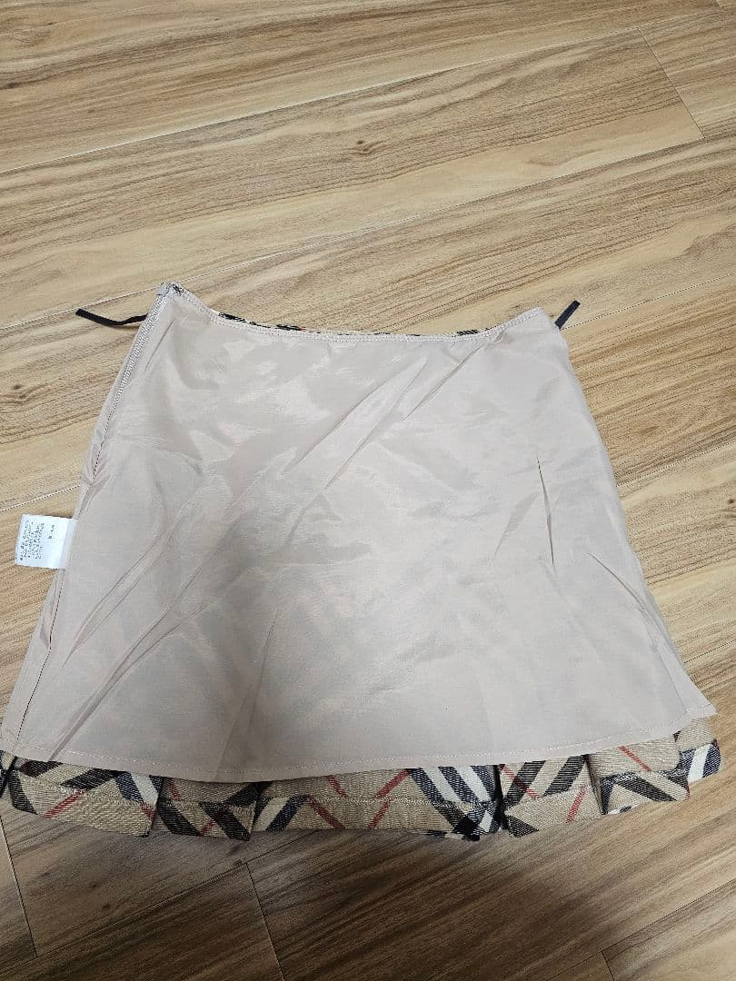 【希少】美品　バーバリーブルーレーベル ノバチェック プリーツスカート