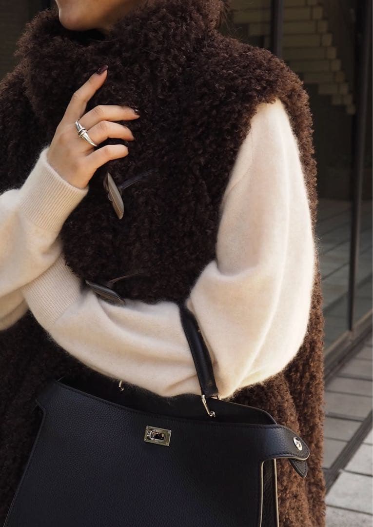 限定値下げ ETRE TOKYO SANTE クリンプフェイクファーベスト 新品