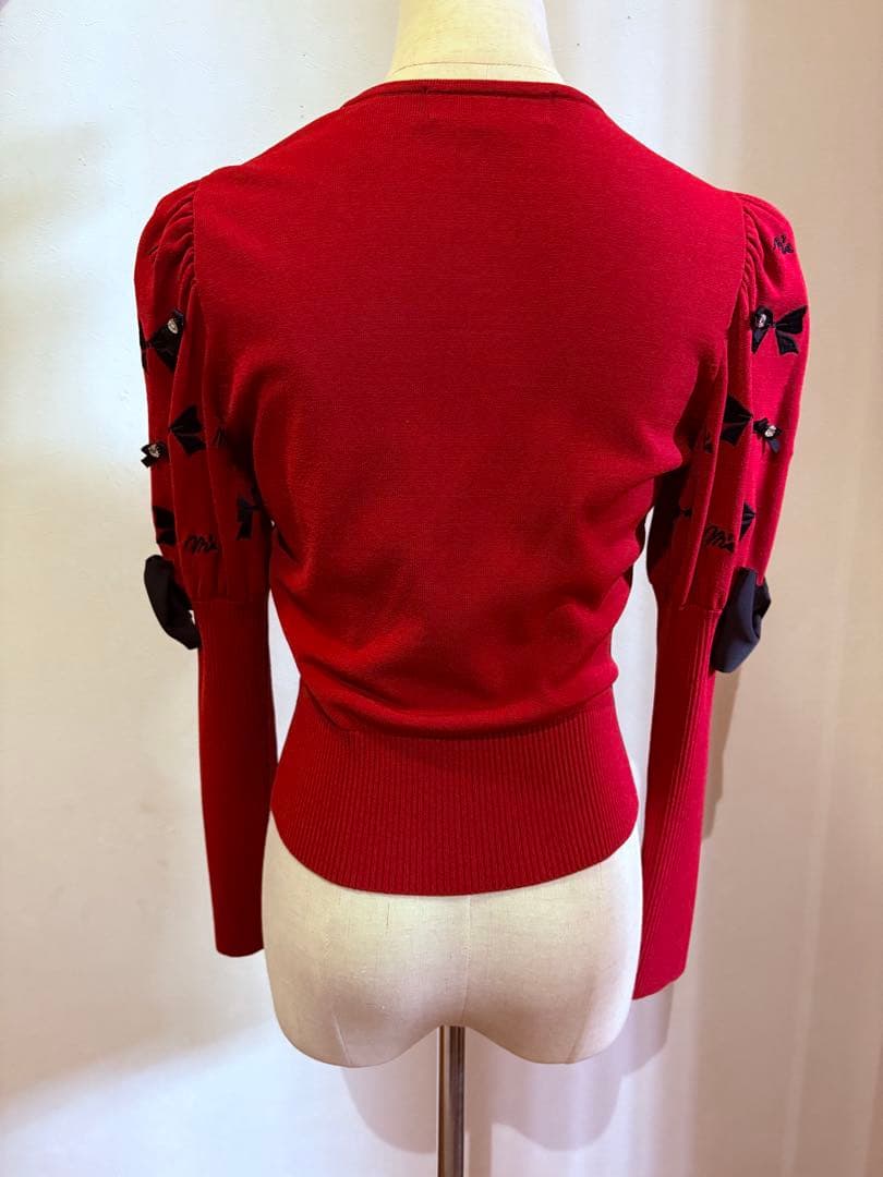 エムズグレイシー カーディガン 38 赤×黒リボン 金ボタン風 スナップ留め