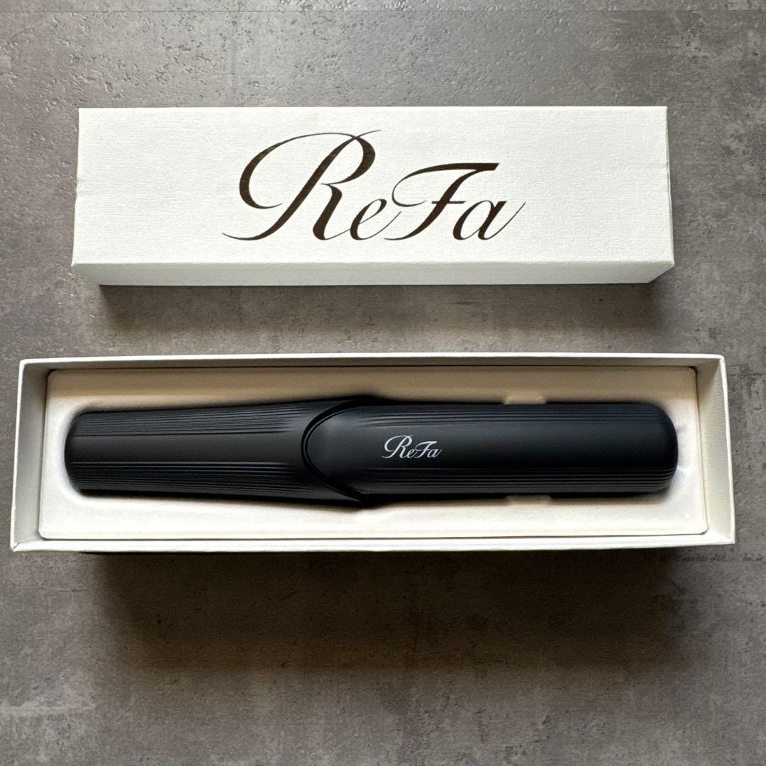 美品 リファフィンガーアイロン ST（ブラック）