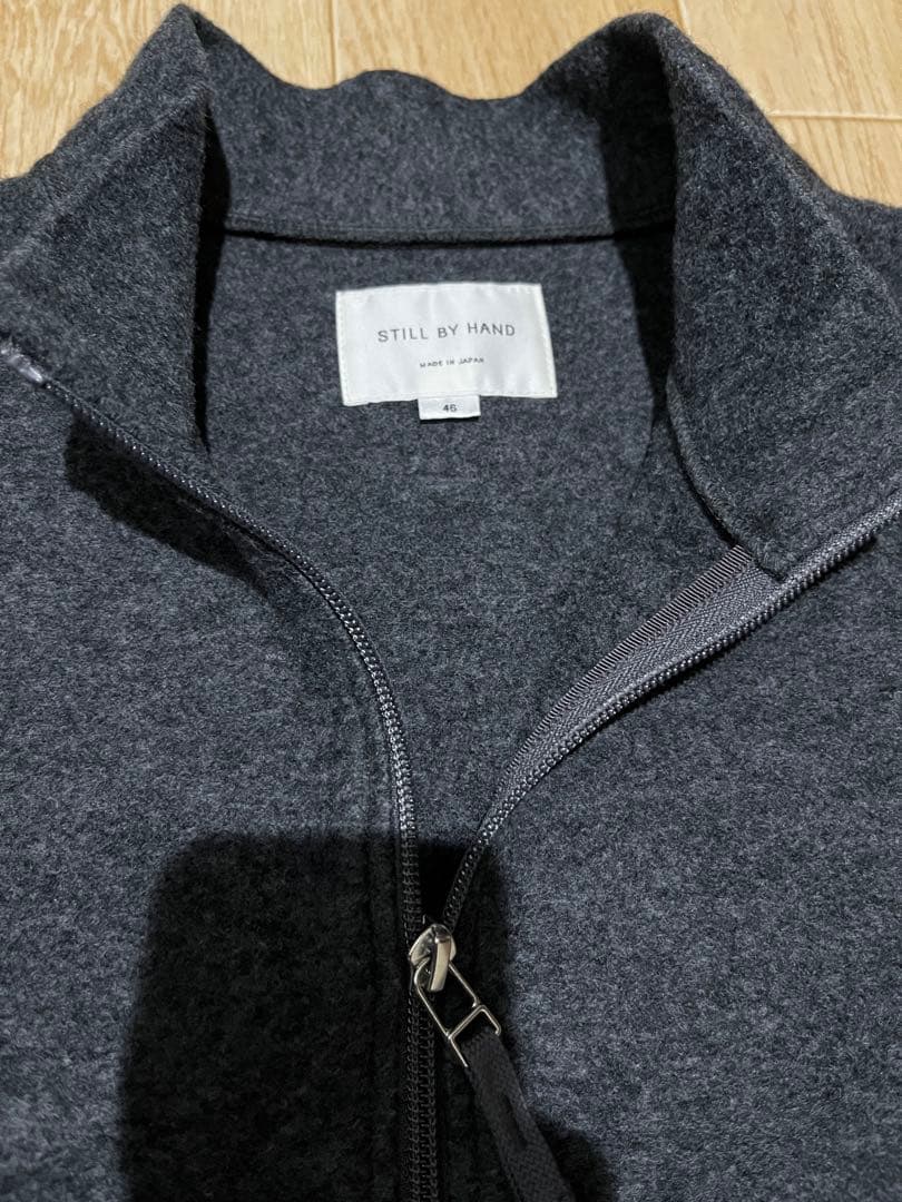 STILL BY HAND　フリース　VE02233　チャコール　46（M）