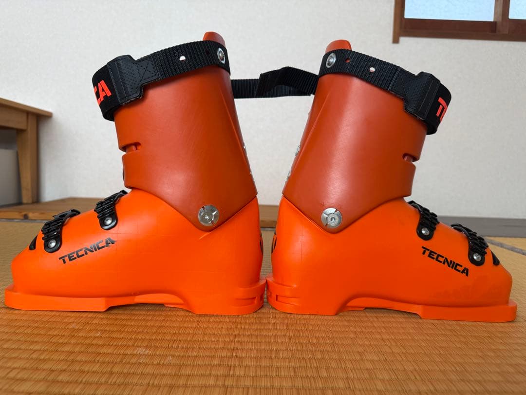 テクニカ FIREBIRD R 130 24.5cm