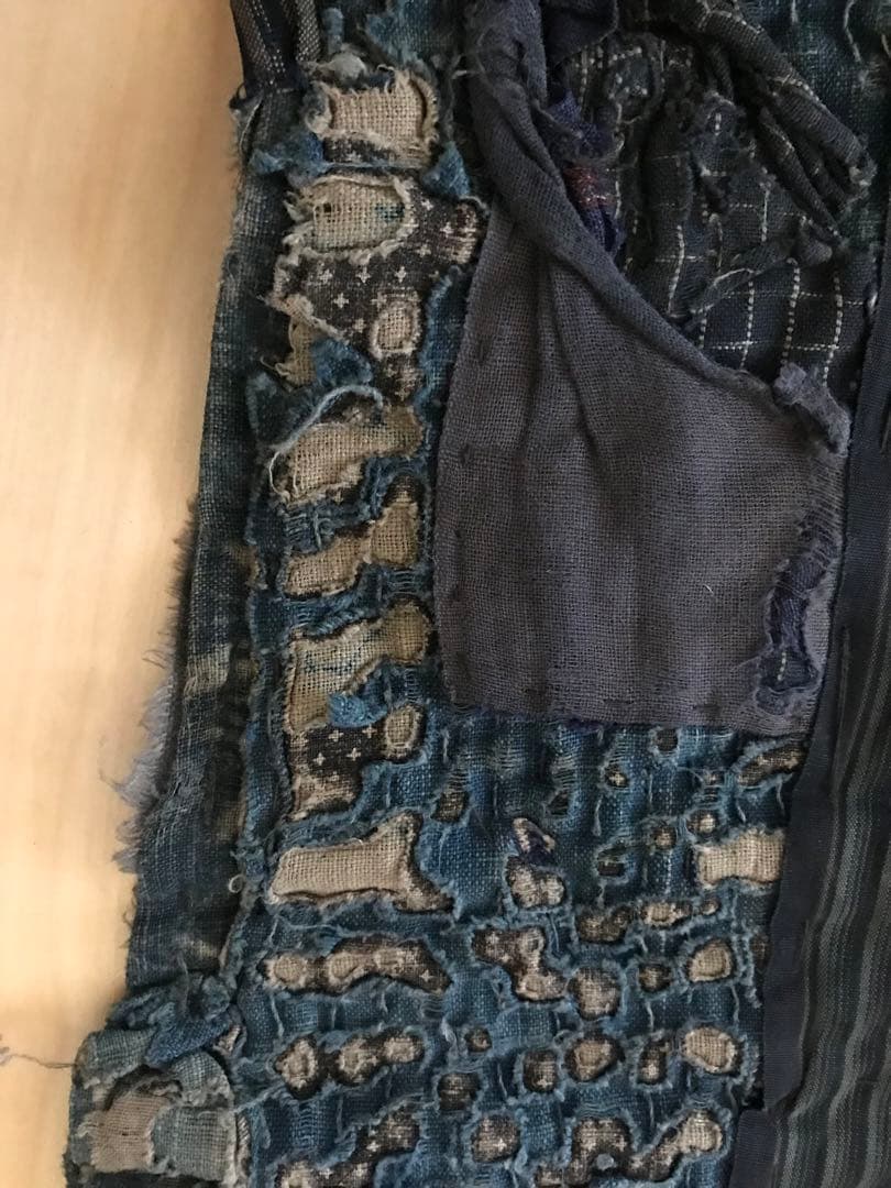 襤褸　時代　146×162 cm