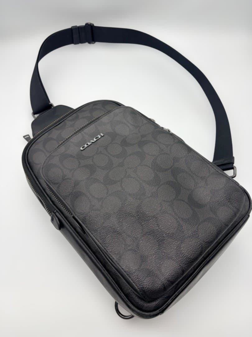 Coach　ワンショルダー　ボディバッグ