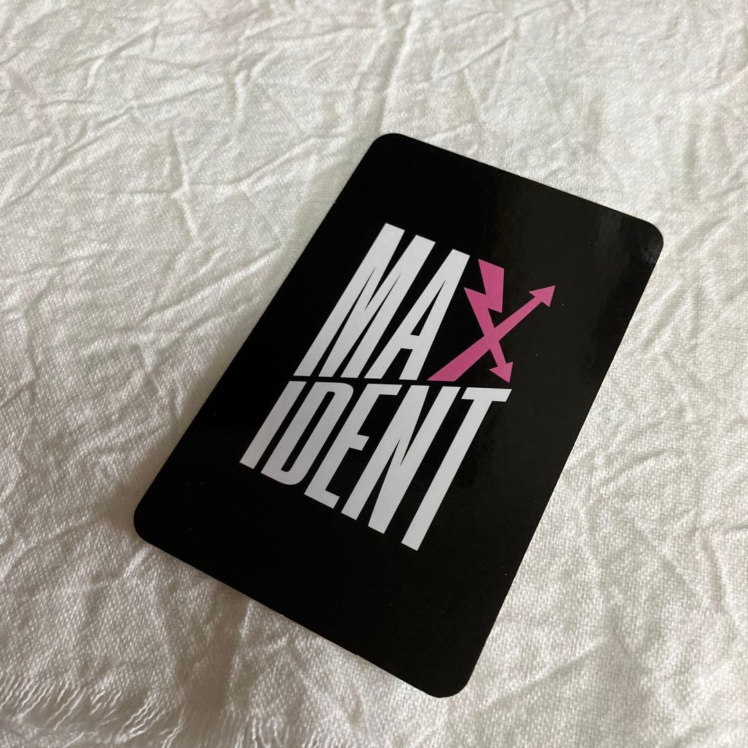 273 straykids スキズ リノ 一直娯 中華 トレカ maxident