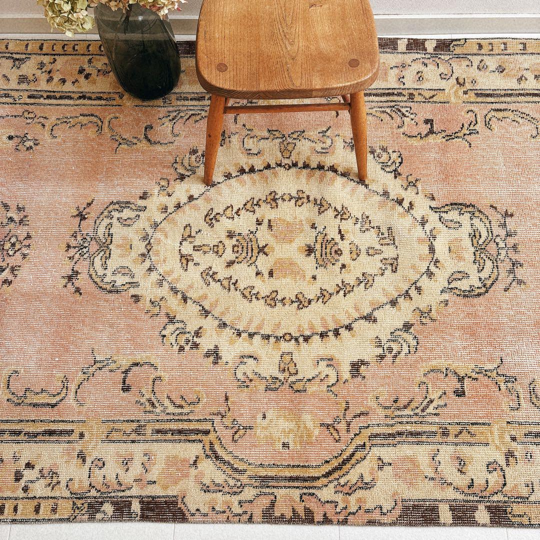 トルコ　ヴィンテージ ラグ　ピンク　ベージュ　ブラウン