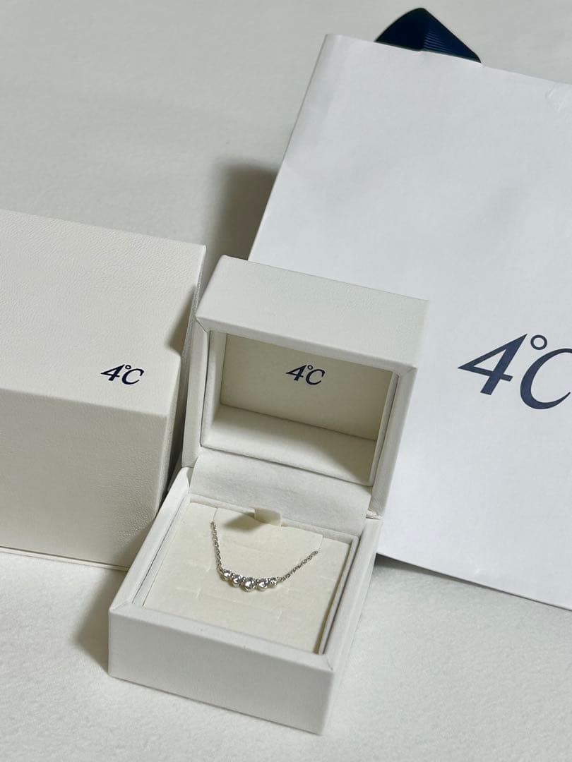 【4℃】 シルバーネックレス