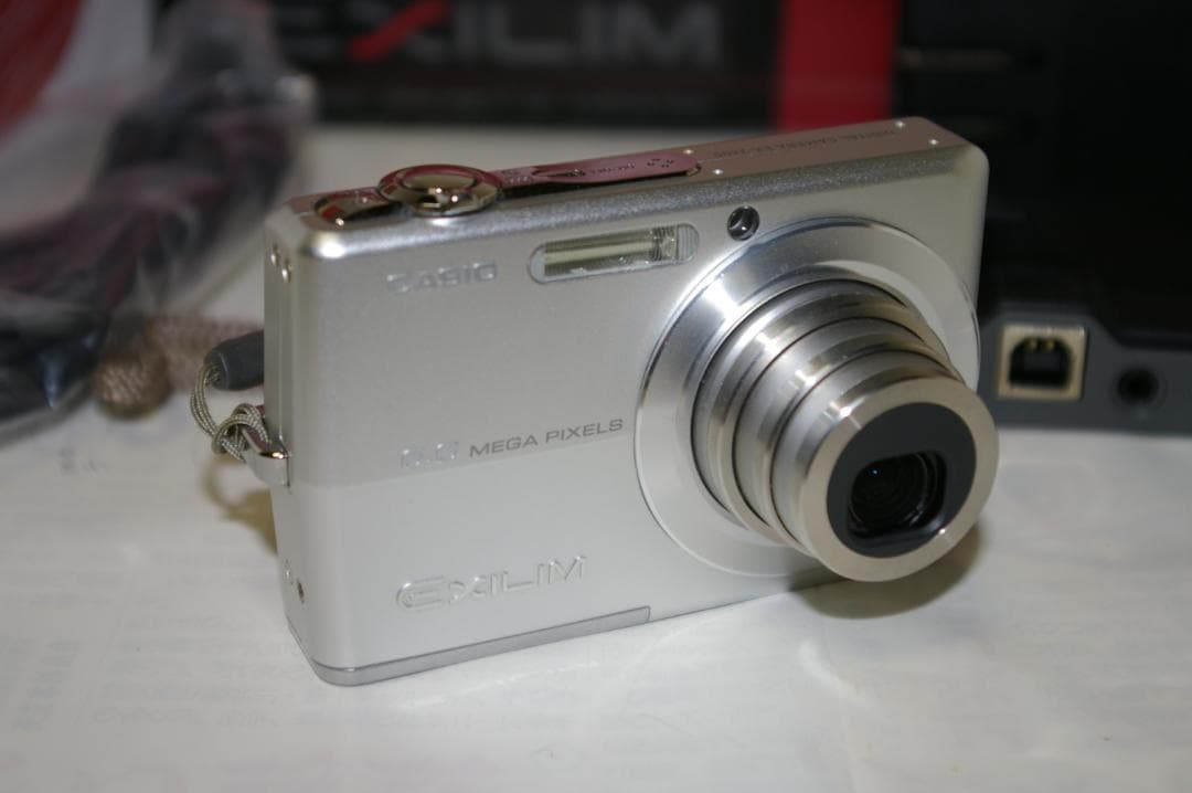 【作動確認済みコンデジ】カシオエクシリムＥＸ-Ｚ６００ （管理番号：D９）