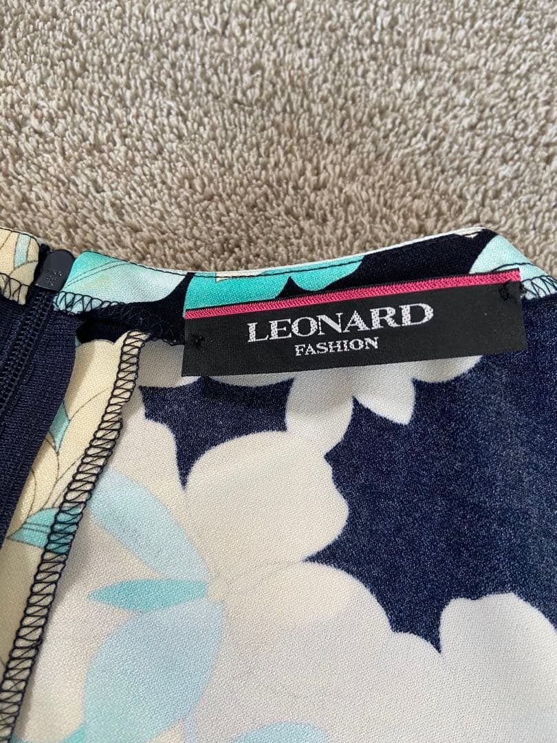 LEONARD レオナール　７部袖ワンピース　　サイズ36 ベルト付き　SALE