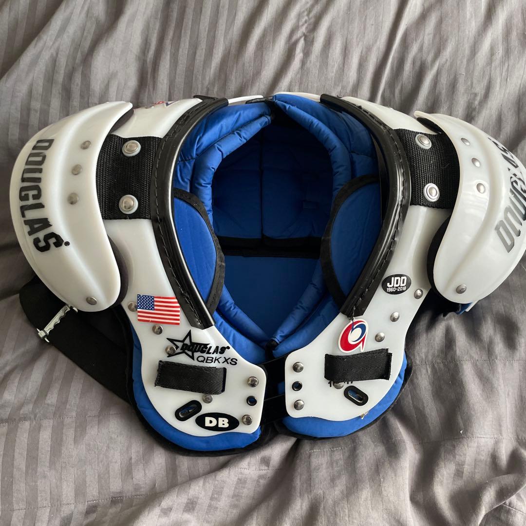 ラスト値下げ！アメフト　ショルダー、ヘルメットその他諸々