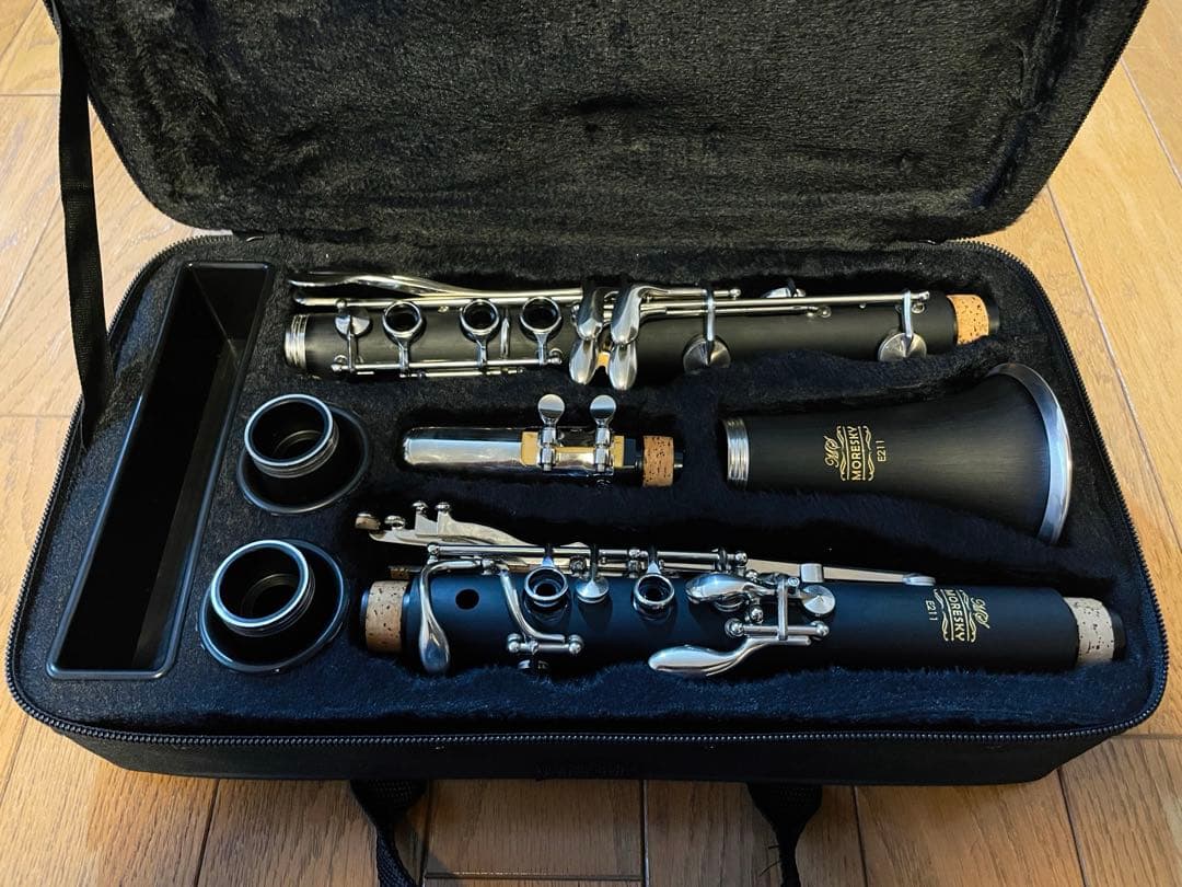 樹脂製クラリネットA管ケース付き　MORESKY E211